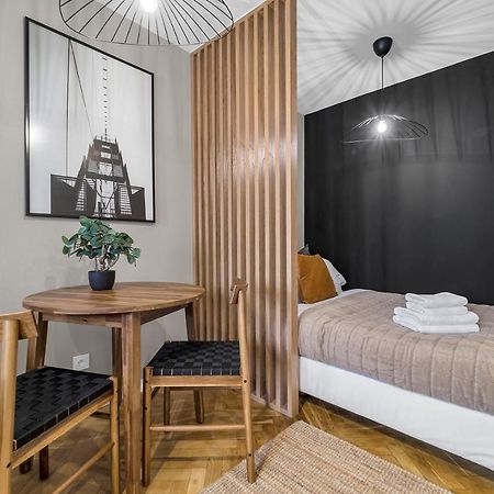 Park Sady Zoliborskie Modern Apartment 华沙 外观 照片